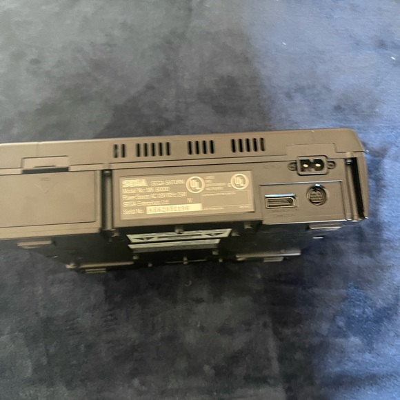 Sega Saturn mint condition with box barely used 1995!!! - Picture 8 of 12